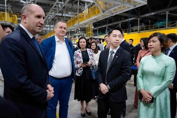 Ceo Hoàng phạm cùng các đối tác của 33win